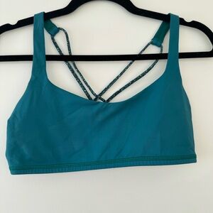 Lululemon Free To Be Sports Bra. Size 8